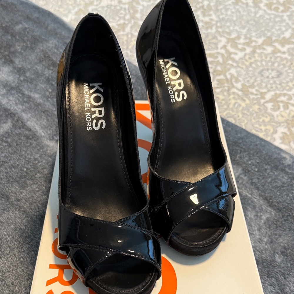 Michael Kors Glossy Black Peep Toe Heels